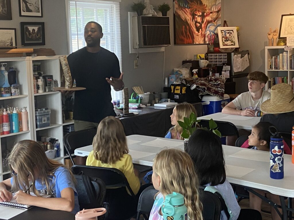 Noah's Art Studios - Creation Class